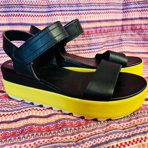 Sorel Cameron Platform Sandals